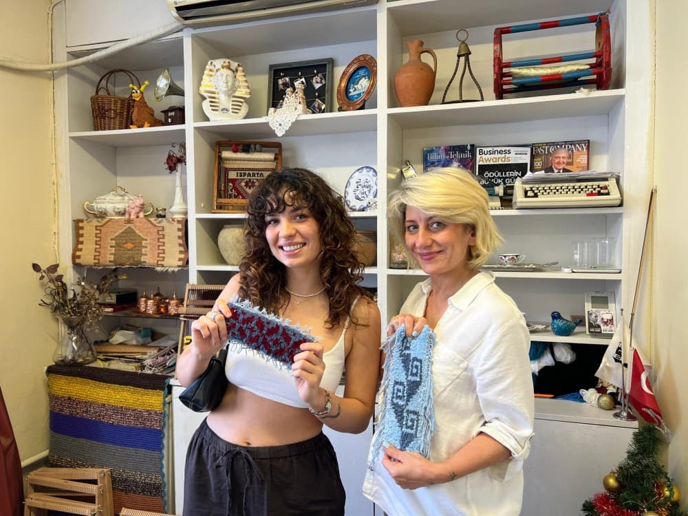 Istanbul: Turkish Carpet/Rug Weaving Workshop with Artisan | ®ExcursionMania - Image 6