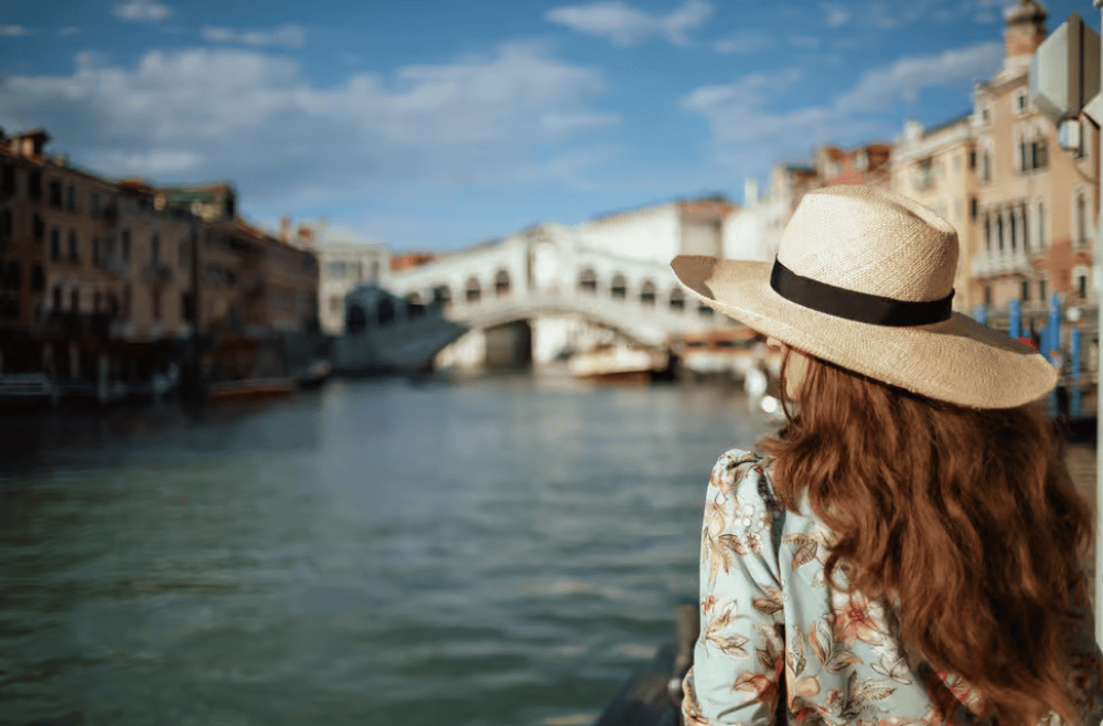Venice: Photoshoot at The Grand Canal & Rialto Bridge | ®ExcursionMania - Image 6