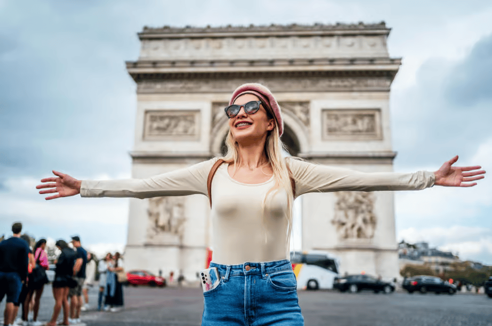 Paris: Photoshoot at The Big Three | ®ExcursionMania - Image 2