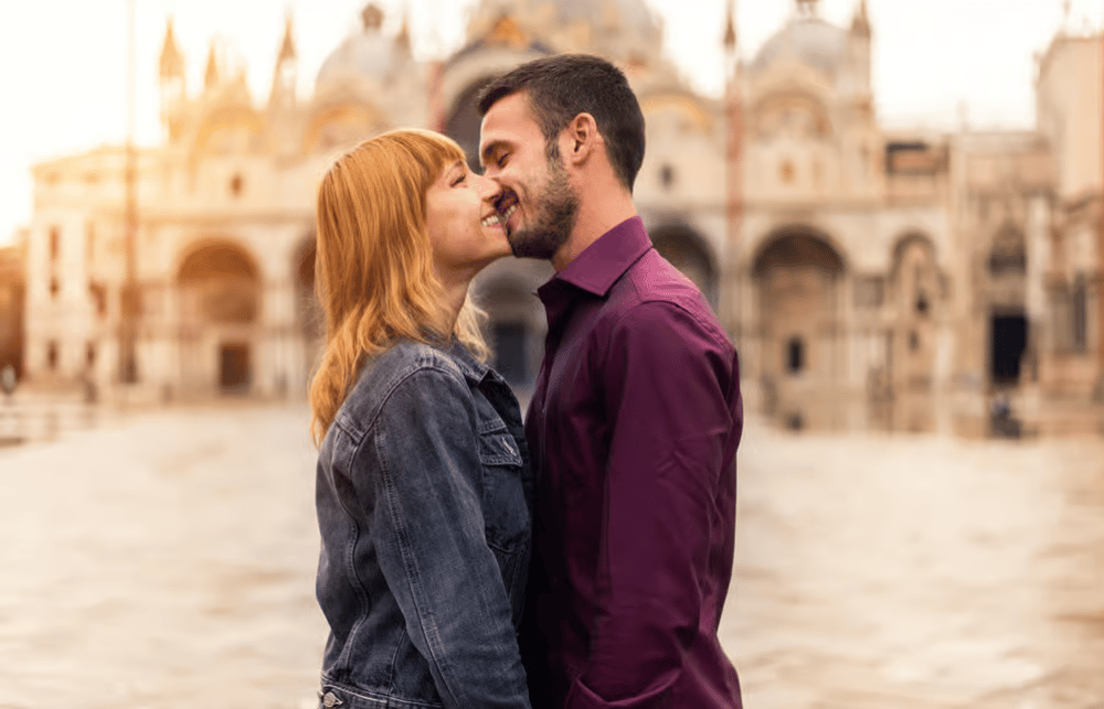 Venice: Romantic Photoshoot for Couples | ®ExcursionMania - Image 6