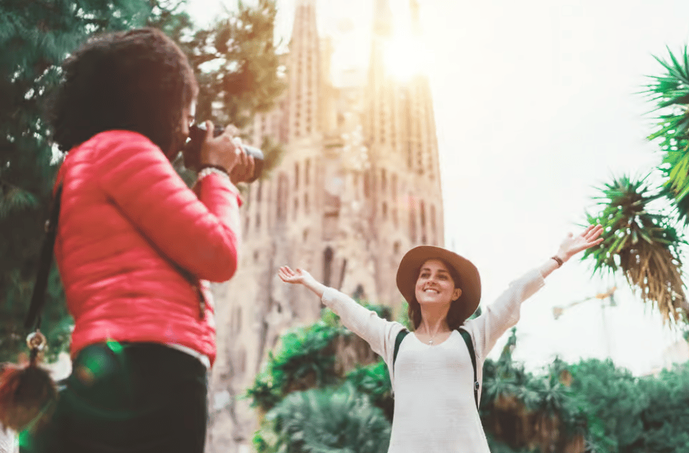 Barcelona: Sagrada Familia Photoshoot | ®ExcursionMania - Image 4