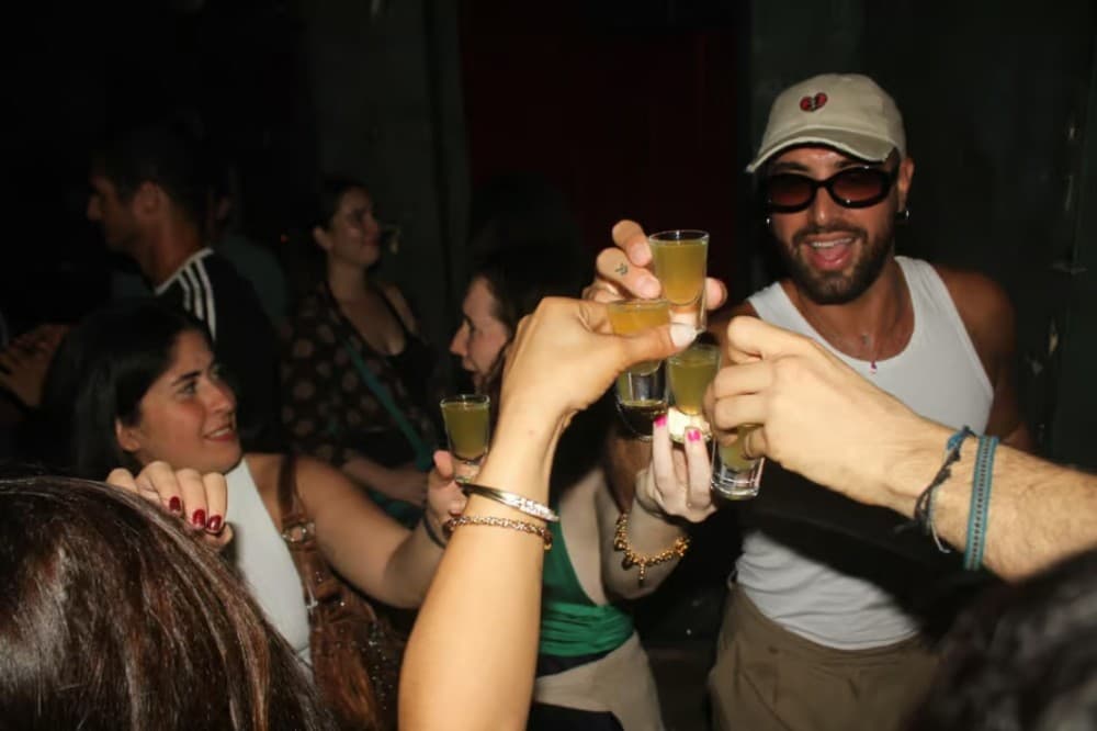 Istanbul Nightlife Experience: Ultimate Pub Crawl | ®ExcursionMania - Image 8