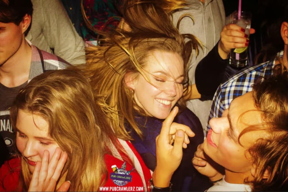 Istanbul Nightlife Experience: Ultimate Pub Crawl | ®ExcursionMania - Image 4