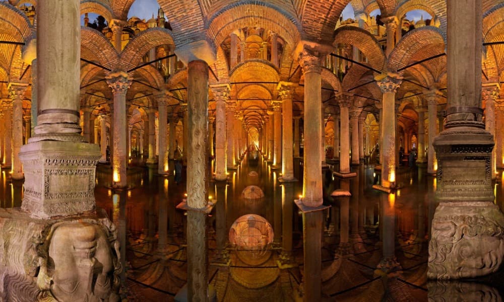 Hagia Sophia-Dolmabahce Palace-Basilica Cistern Combo Ticket | ®ExcursionMania - Image 10