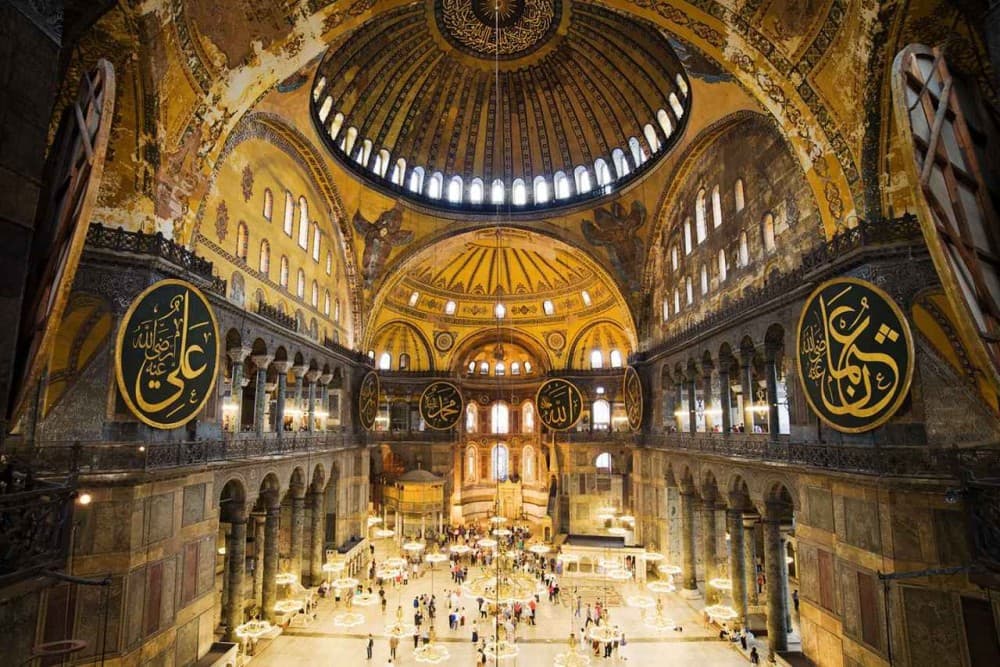 Hagia Sophia-Dolmabahce Palace-Basilica Cistern Combo Ticket | ®ExcursionMania - Image 12