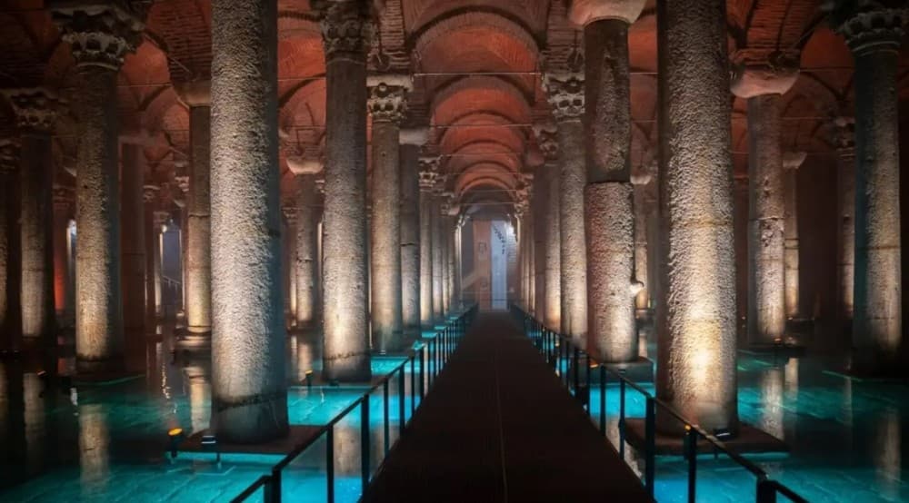 Istanbul: Basilica Cistern Skip-the-line Entry & Guided Tour | ®ExcursionMania - Image 7