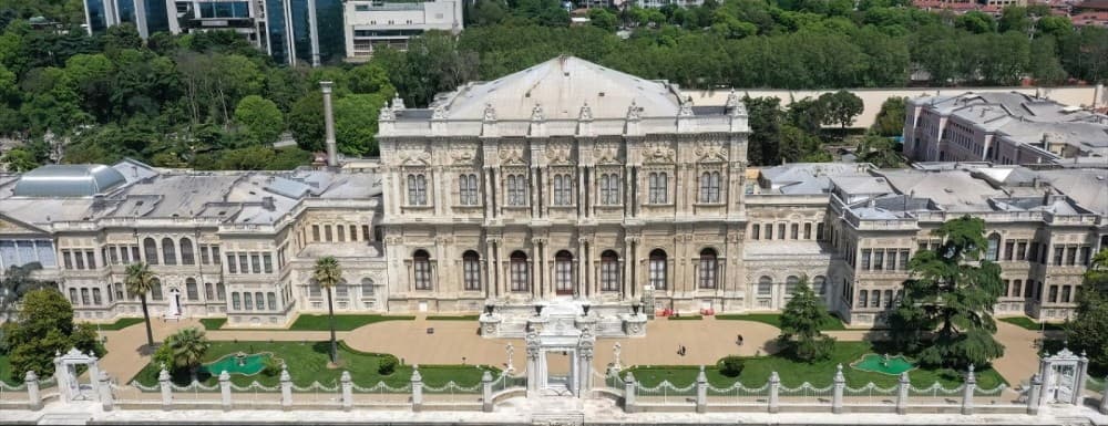 Istanbul: Topkapi Palace & Dolmabahce Palace Combo Ticket | ®ExcursionMania - Image 9