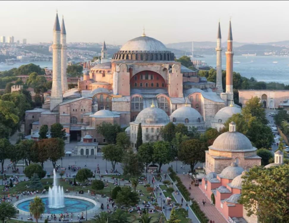 Istanbul: Hagia Sophia and Blue Mosque Tour with Tickets | ®ExcursionMania - Image 3