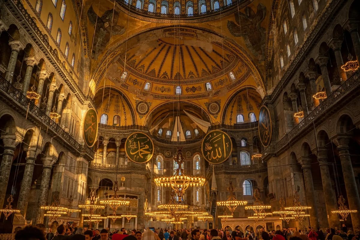 Basilica Cistern &Topkapi Palace &Hagia Sophia Combo Tickets | ®ExcursionMania - Image 8