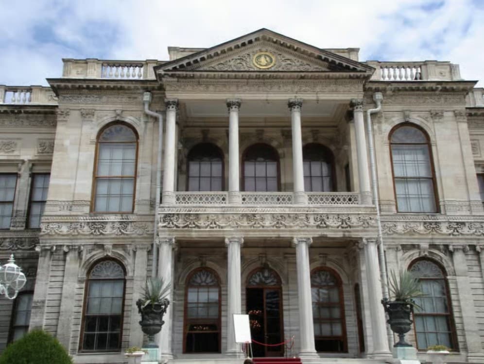 Dolmabahce Palace & Harem Skip-the-Line Entry & Audio Guide | ®ExcursionMania - Image 2