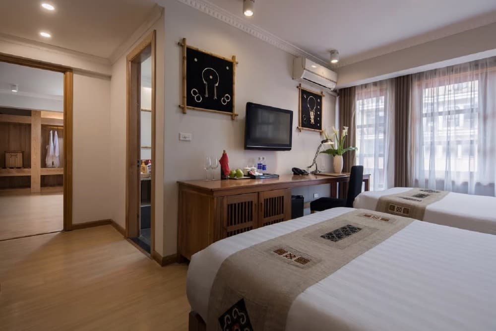 From Hanoi: 2-Day Sapa Trek Tour With Luxury Limousine Transfer | ®ExcursionMania - Image 5