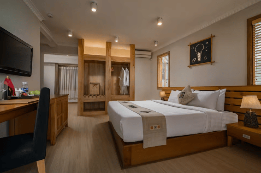 From Hanoi: Sapa Hill Tribes 2-Day Tour by Overnight Train | ®ExcursionMania - Image 1