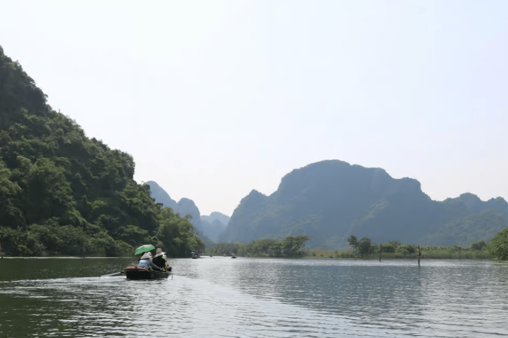 Ninh Binh: Highlights Luxury Small Group Day Tour | ®ExcursionMania - Image 3
