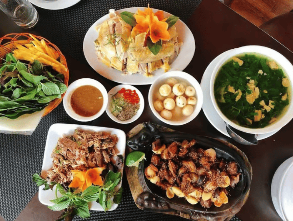 From Hanoi: Hoa Lu, Hang Mua Hike, Tam Coc Boat, and Lunch | ®ExcursionMania - Image 5