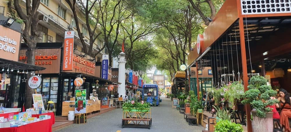 Ho Chi Minh Highlights: A Modern City Tour in Saigon | ®ExcursionMania - Image 5