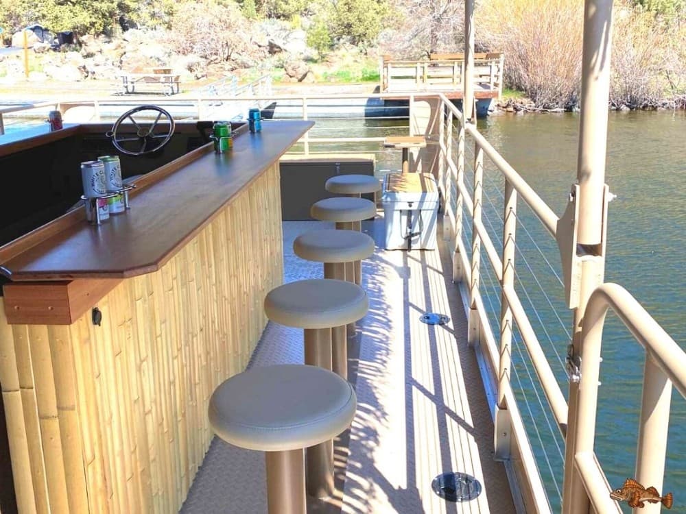 Prague Party Tiki Boat | ®ExcursionMania - Image 8