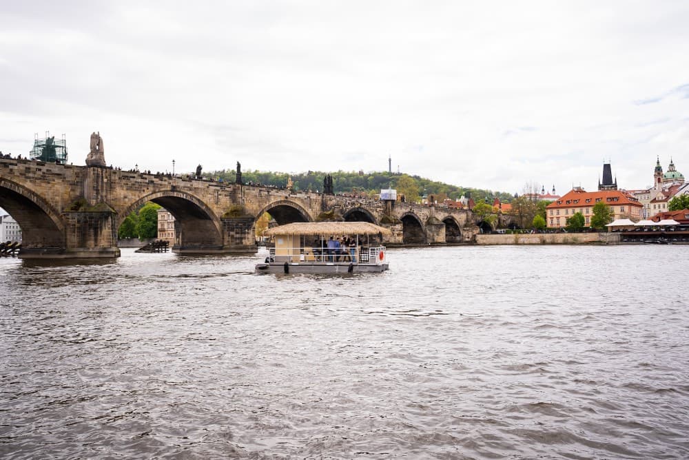 Prague Party Tiki Boat | ®ExcursionMania - Image 5