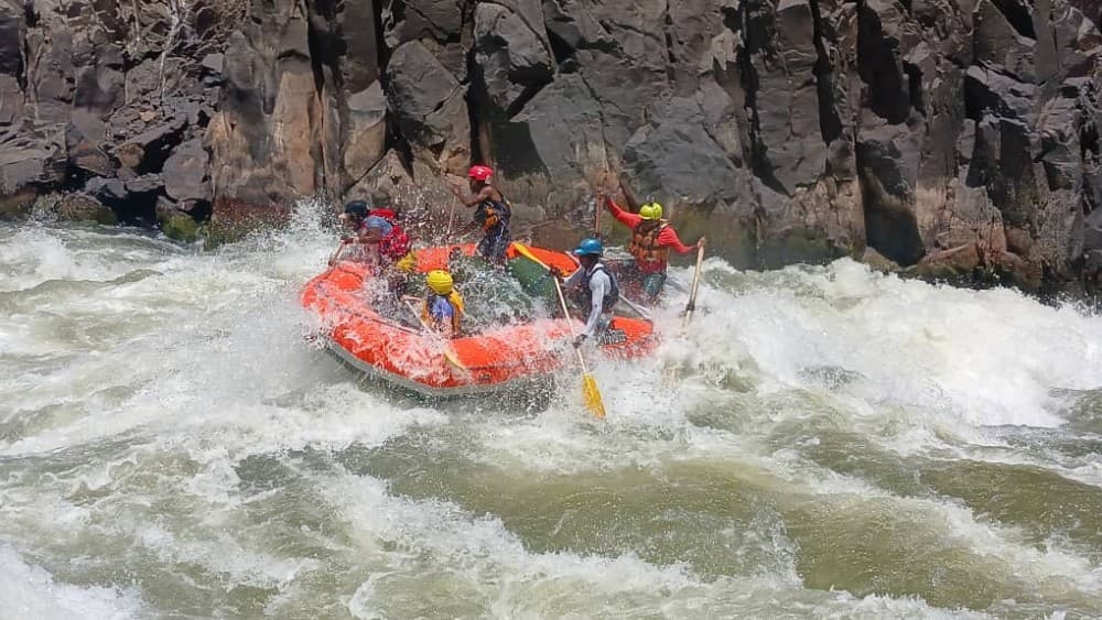 White Water Rafting Zambezi River - Victoria Falls Zimbabwe | ®ExcursionMania - Image 3