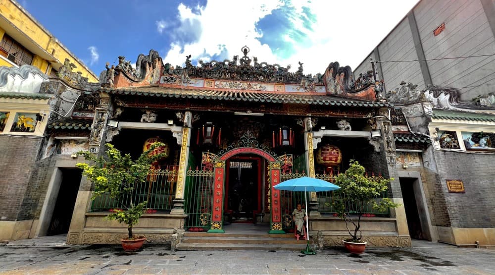 Chinatown Heritage Highlights Half-day Tour in Saigon | ®ExcursionMania - Image 3