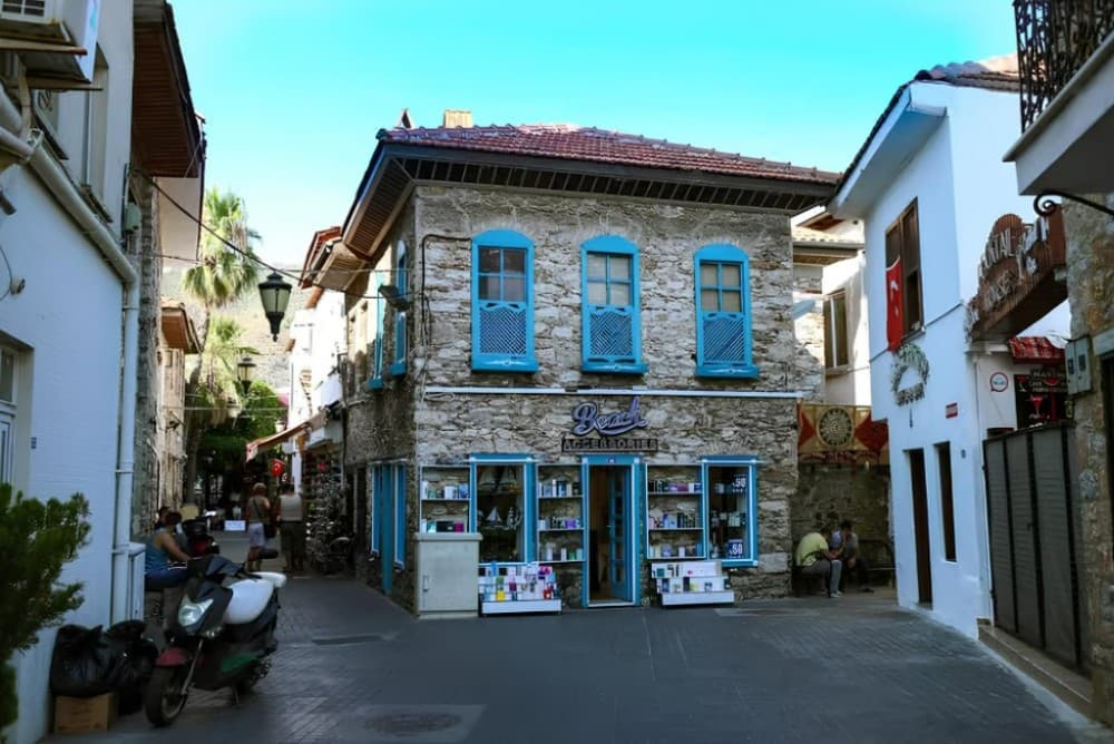 Marmaris: Guided Walking Tour with Port Transfers | ®ExcursionMania - Image 8