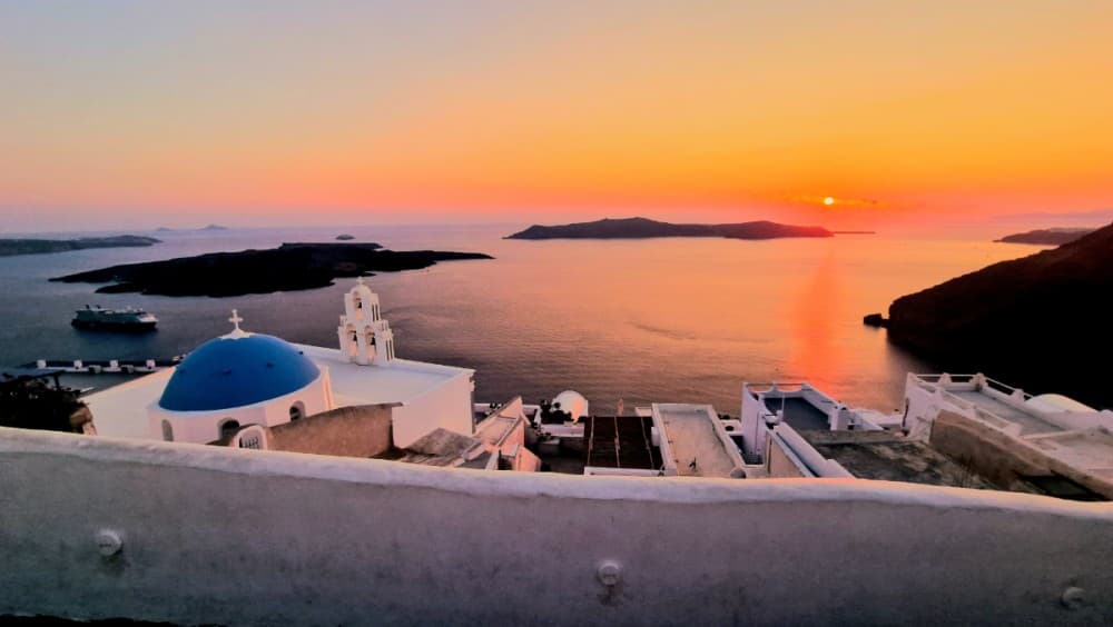 6-Hour Private Best of Santorini Experience | ®ExcursionMania - Image 7