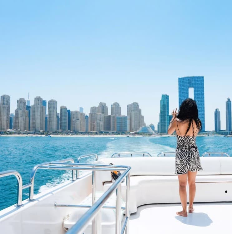 Dubai: Instagrammable Yacht Tour with Drinks & Ain/JBR Views | ®ExcursionMania - Image 10