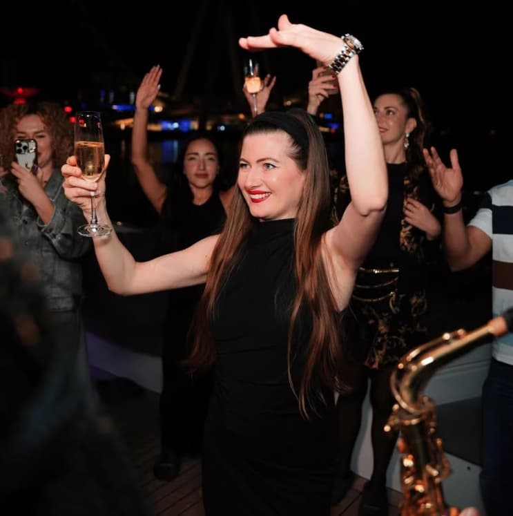 Dubai: Superyacht Party with Live DJ & Open Bar | ®ExcursionMania - Image 8