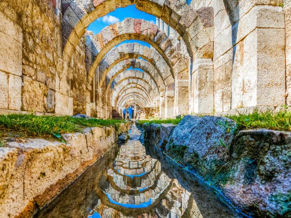 Izmir City Tour From Kusadasi With Hotel Transfer | ®ExcursionMania - Image 4