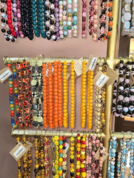Nairobi: Guided Giraffe Centre & Kazuri Beads Factory Visit Excursion | ®ExcursionMania - Image 9