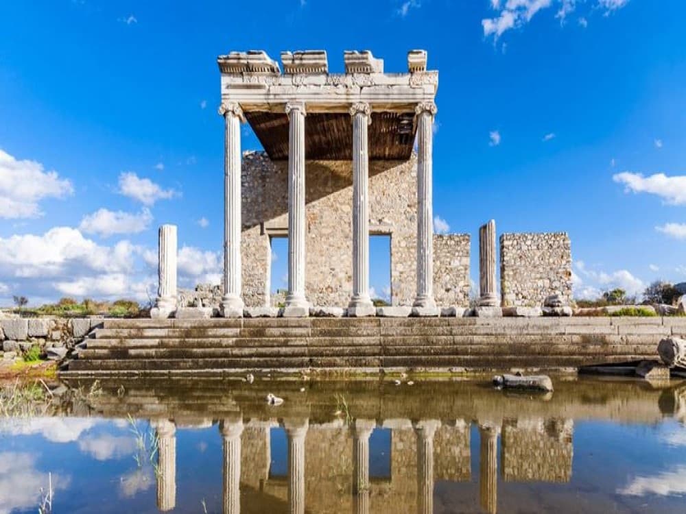 From Kusadasi: Priene Miletos Didyma Tour | ®ExcursionMania - Image 3