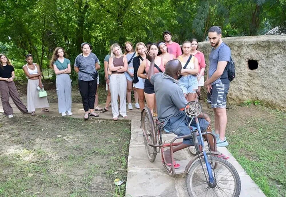 Mombasa: Bombolulu Workshops And Cultural Centre Guided Tour | ®ExcursionMania - Image 12