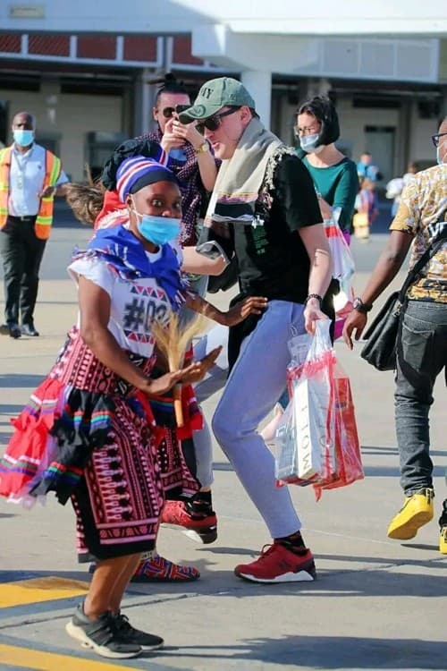 Mombasa: City Tour With Bombolulu Workshops And Cultural Centre Visit | ®ExcursionMania - Image 7