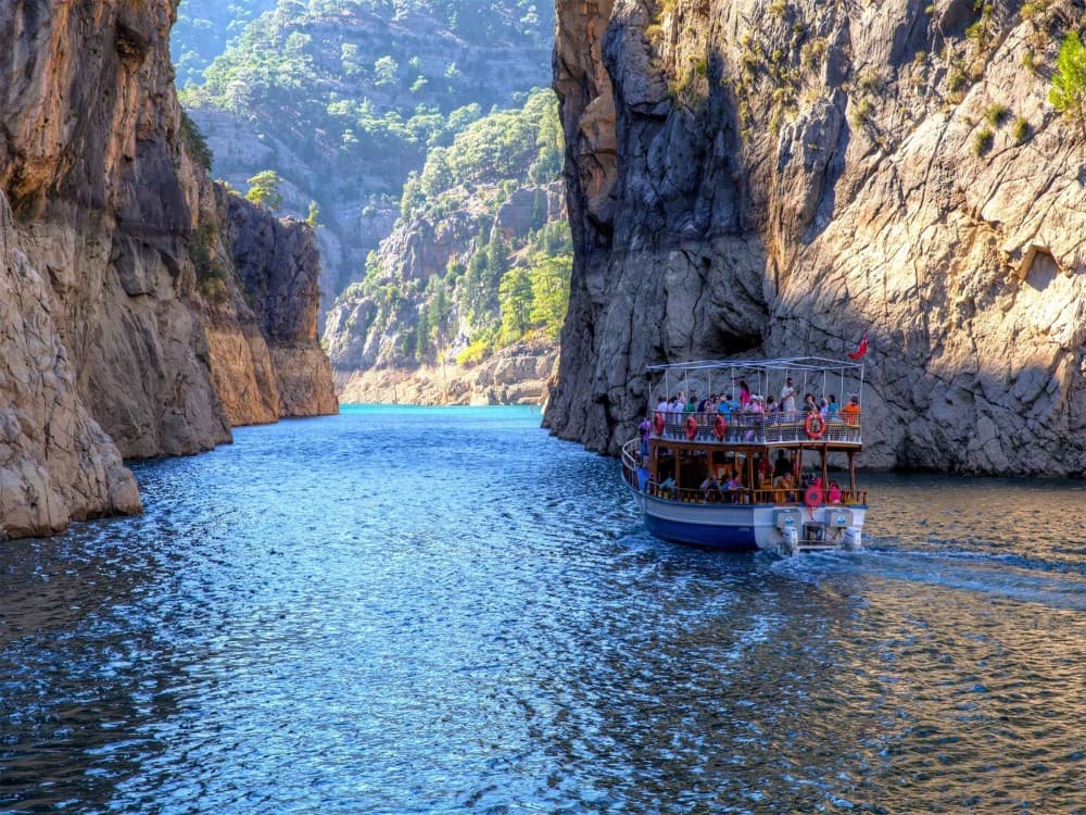 From Belek: Green Canyon Boat Trip with Lunch and Drinks | ®ExcursionMania - Image 2