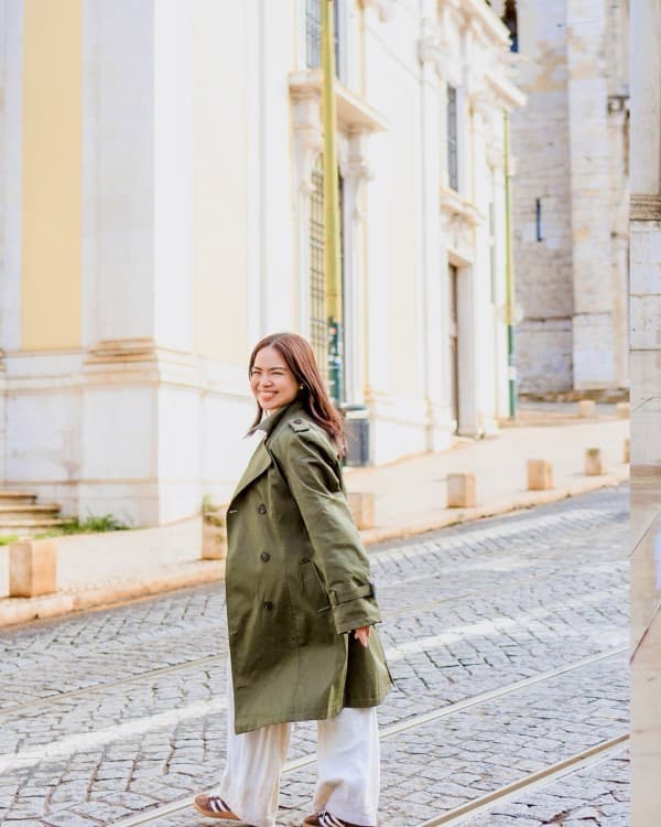 Lisbon: Photo Shoot & Walking tour with Maya & Miguel | ®ExcursionMania - Image 7