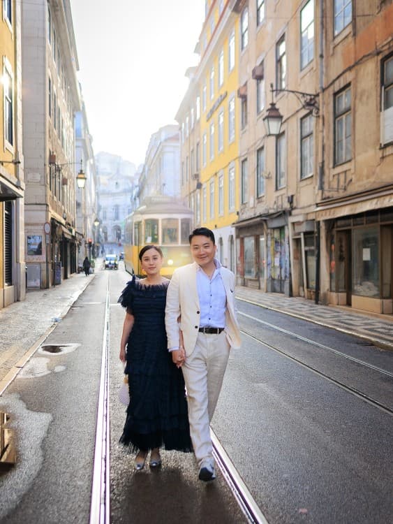 Lisbon: Photo Shoot & Walking tour with Maya & Miguel | ®ExcursionMania - Image 8
