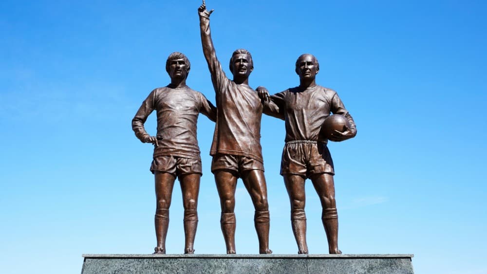 Manchester Walking Tour with a Local | ®ExcursionMania - Image 1