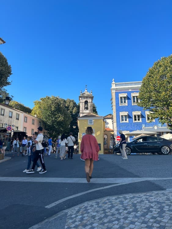 Sintra Small-Group Tour - Local Pastries and Quinta da Regaleira | ®ExcursionMania - Image 2
