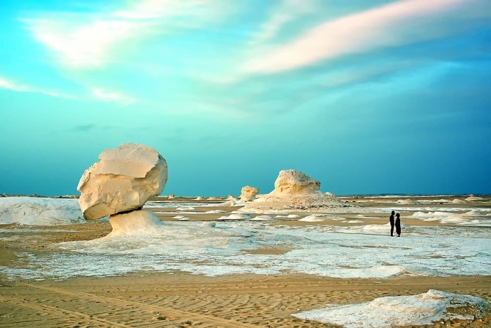 4 Days White Desert and Bahariya Oasis Tour | ®ExcursionMania - Image 4