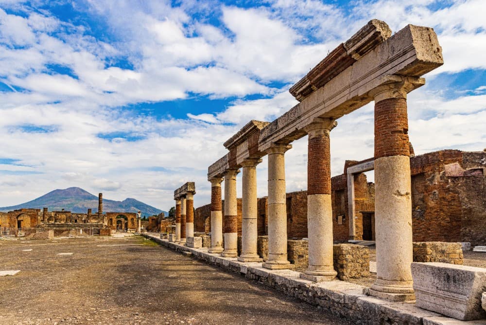 Sorrento: Pompeii guided tour with tickets included | ®ExcursionMania - Image 5