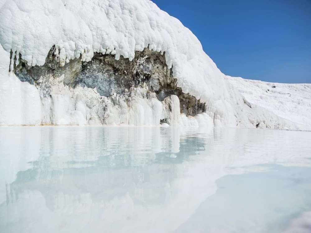From Izmir: Guided Pamukkale Full-Day Tour with Lunch | ®ExcursionMania - Image 2