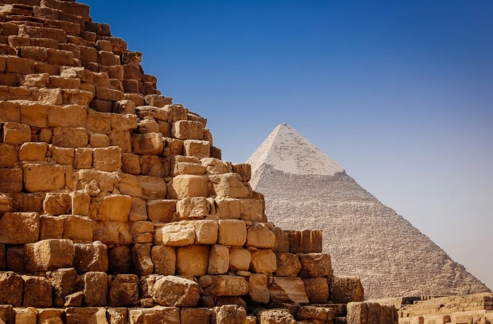 Full-Day Tour from Hurghada to Cairo Pyramids & Museum | ®ExcursionMania - Image 7
