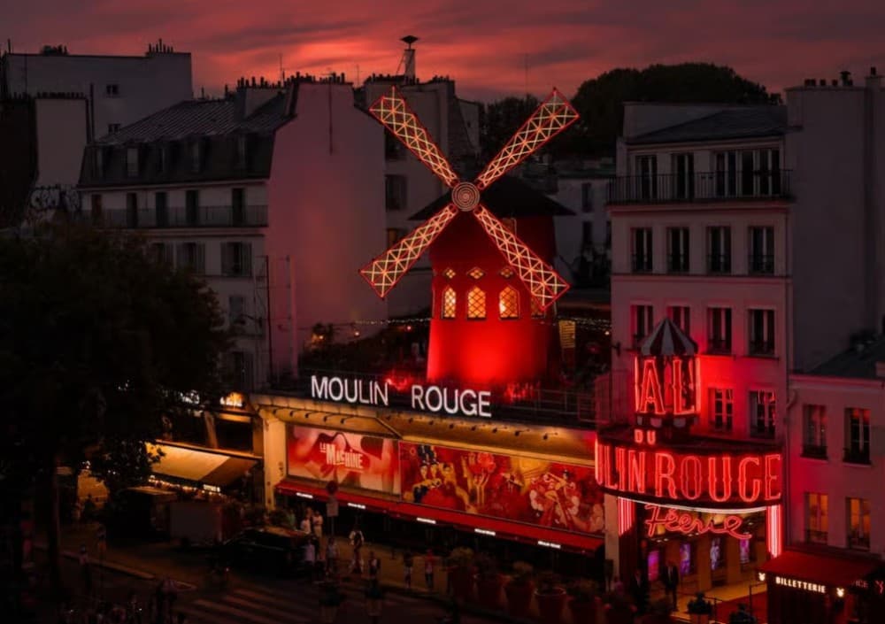 Paris: Dinner Show at the Moulin Rouge | ®ExcursionMania - Image 2