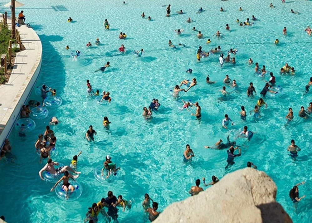 Abu Dhabi: Ferrari World Warner Bro Water World Sea World Best Options | ®ExcursionMania - Image 7