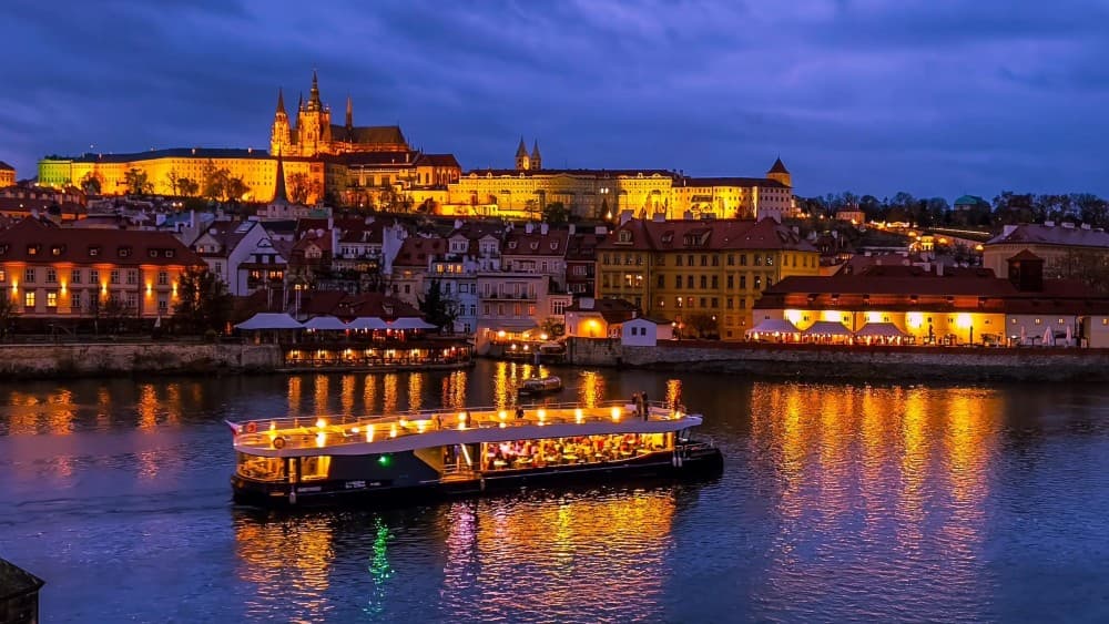 Prague: 50-Minute Sightseeing Evening Cruise | ®ExcursionMania - Image 12