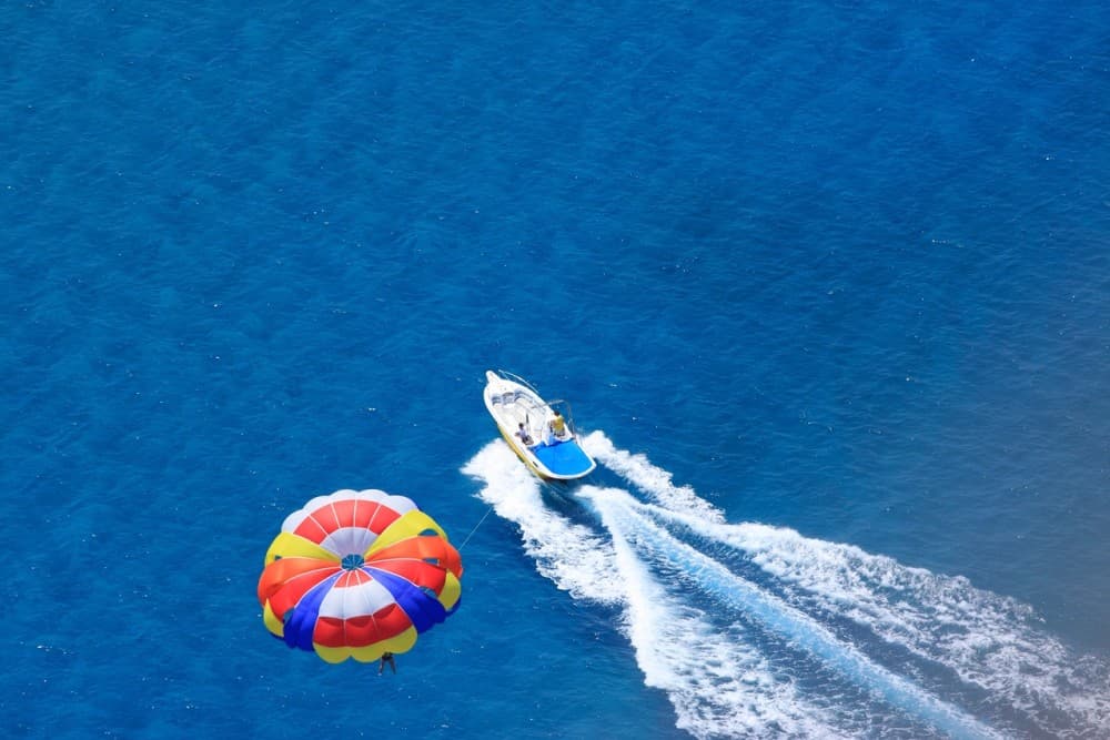 Hurghada: Red Sea Parasailing Adventure with Panoramic Sky Views | ®ExcursionMania - Image 2