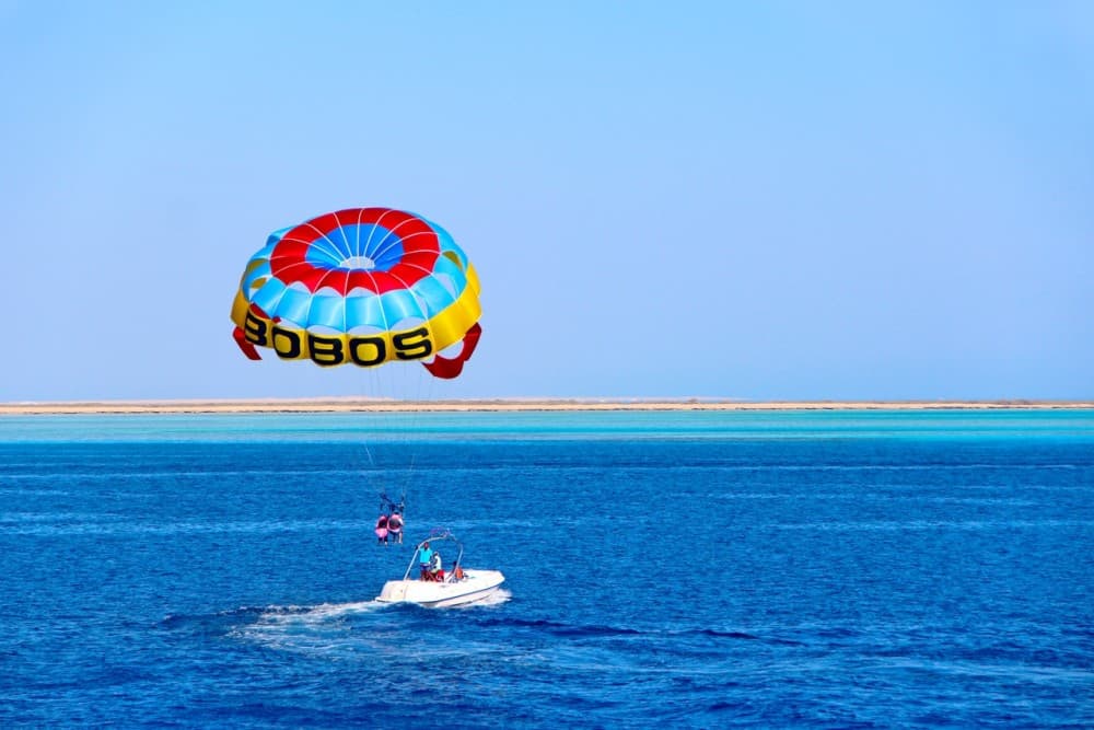 Hurghada: Red Sea Parasailing Adventure with Panoramic Sky Views | ®ExcursionMania - Image 6