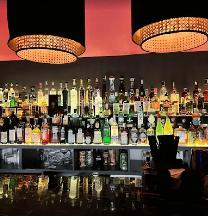 Tbilisi: 90s Night Out with Live Music & Cocktails | ®ExcursionMania - Image 5