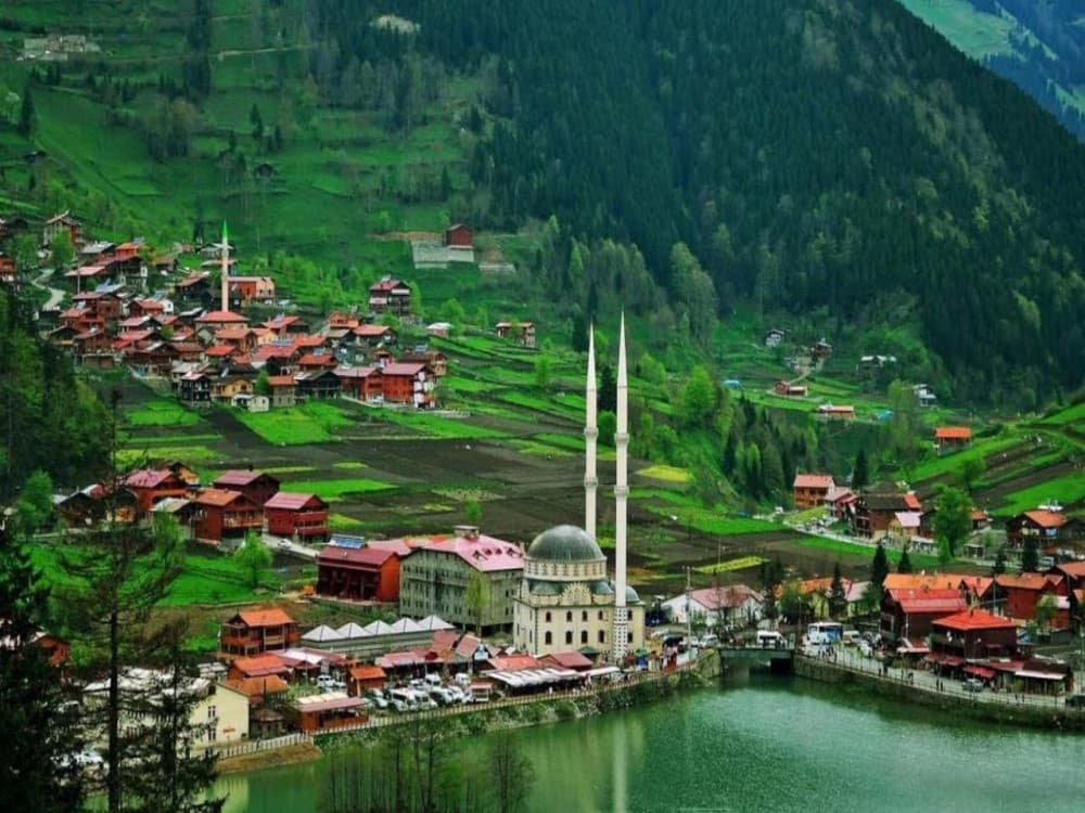 Trabzon: Hıdırnebi Çal Cave Hıdırnebi Plateu and Sera Lake Tour | ®ExcursionMania - Image 3