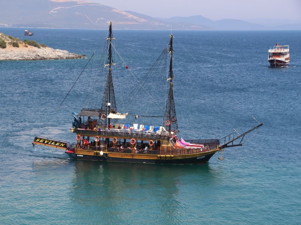 Didim Pirate Boat Trip: Fun Sun and High-Seas Adventure | ®ExcursionMania - Image 5