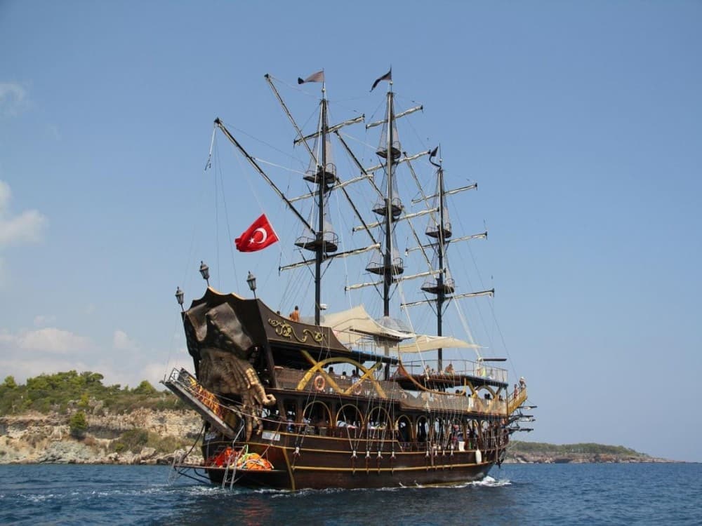 All Inclusive Alanya Pirate Boat Trip With Hotel Transfer | ®ExcursionMania - Image 5